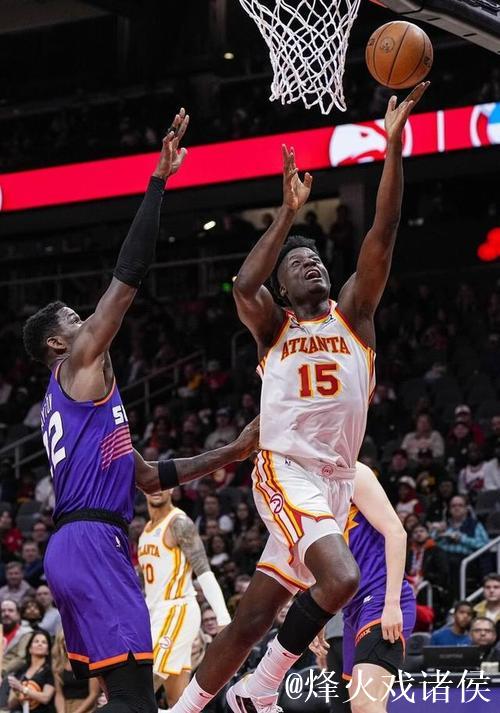 奥科吉全场9投7中,三分3中2得到16分4篮板2抢断 奥科吉全场9投7中,三分3中2得到16分4篮板2抢断